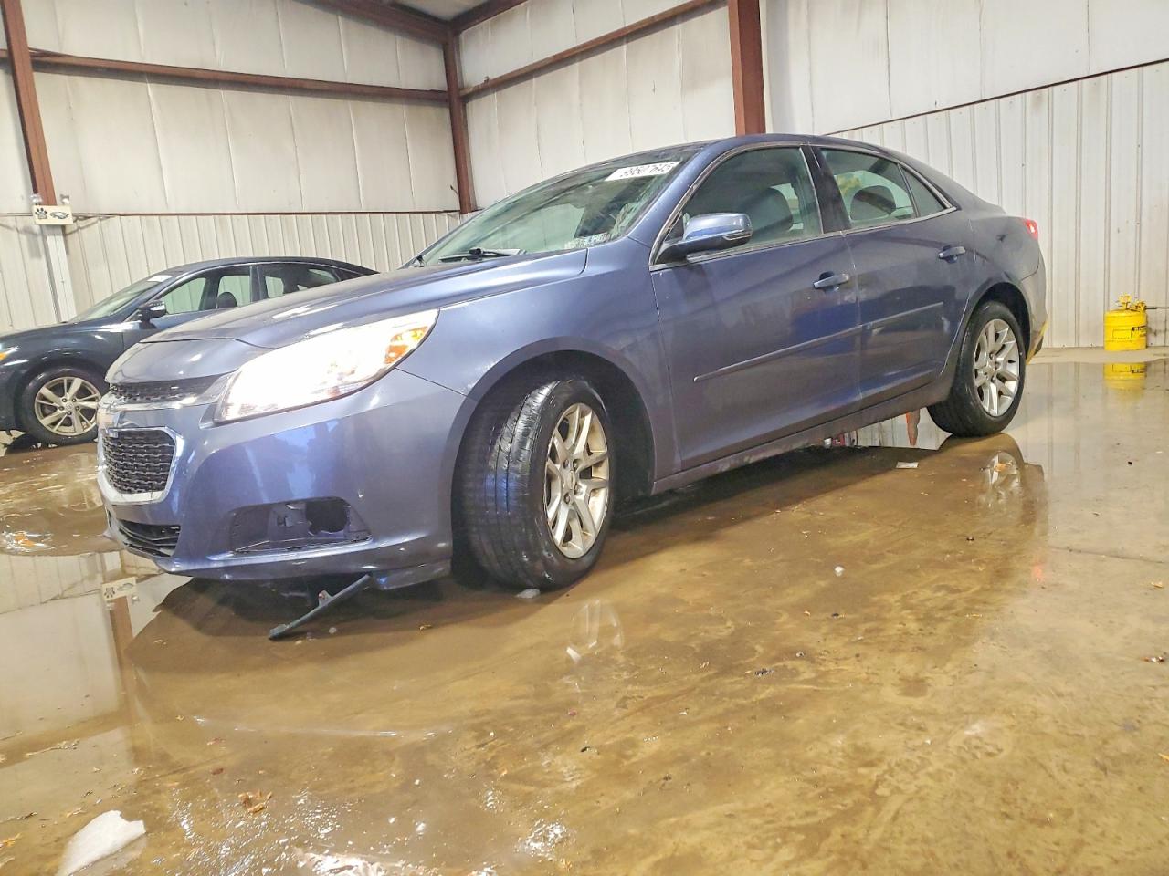Salvage Chevrolet Malibu Image