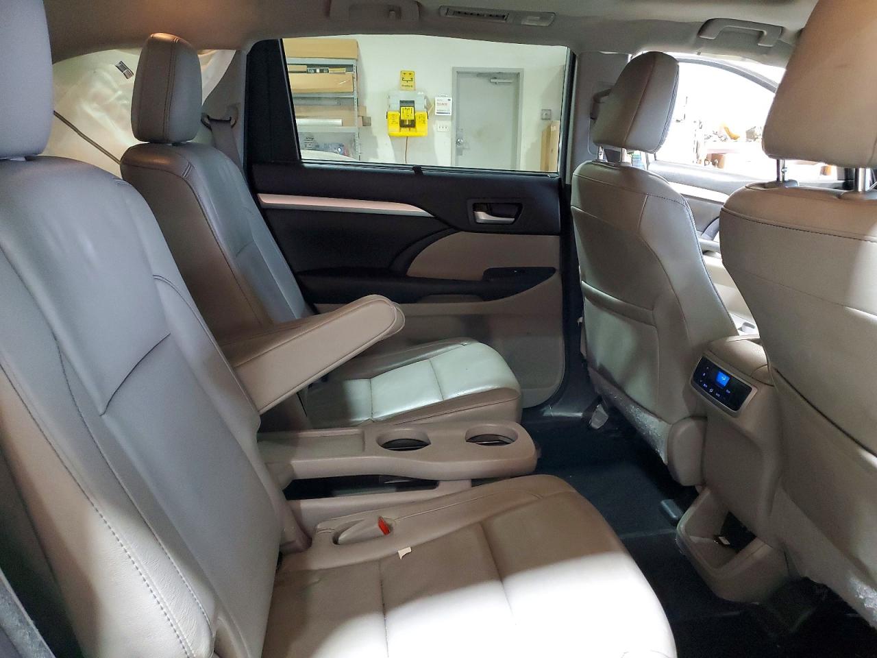 Toyota Highlander Xle