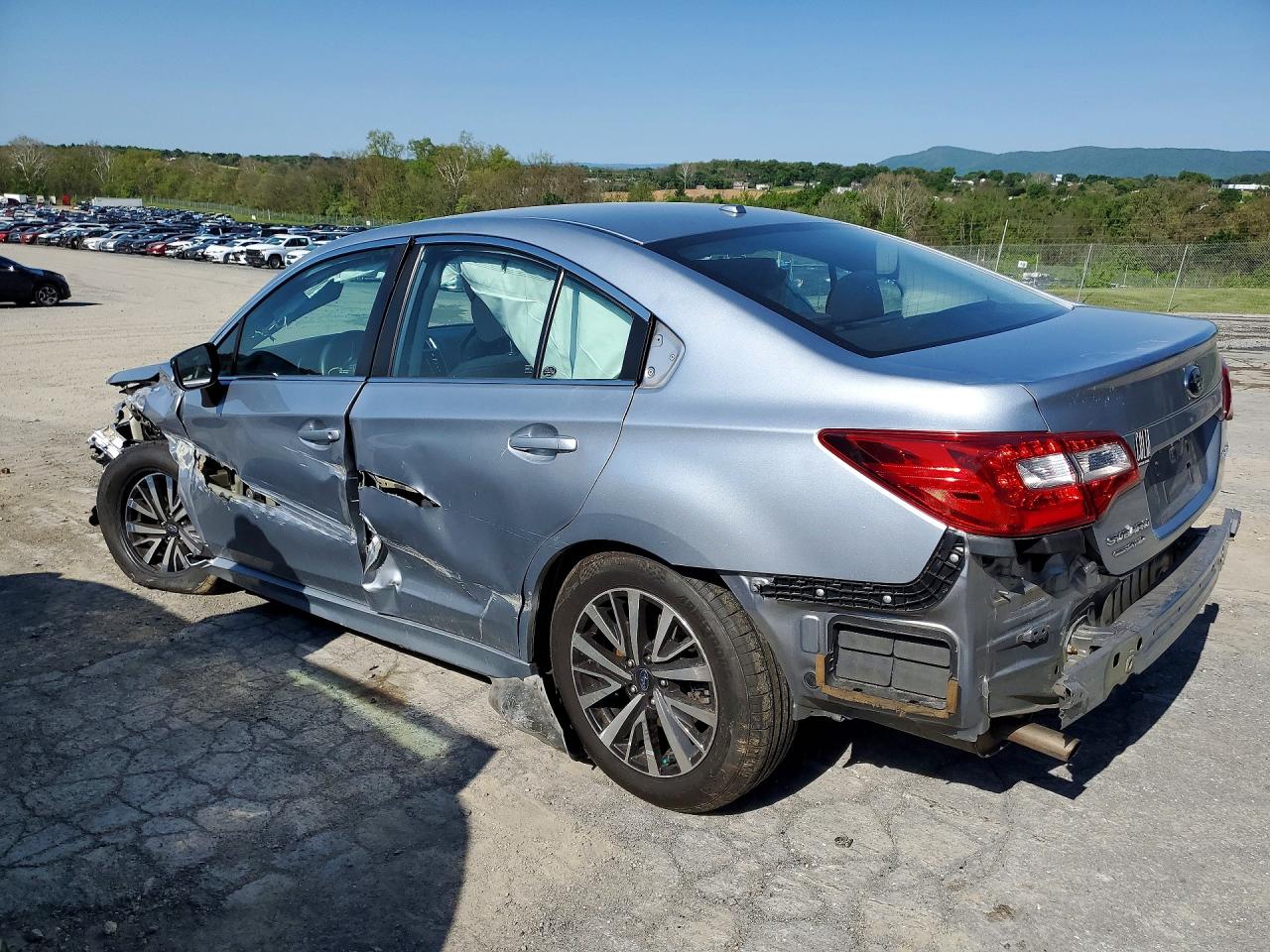 Subaru Legacy 2.5i