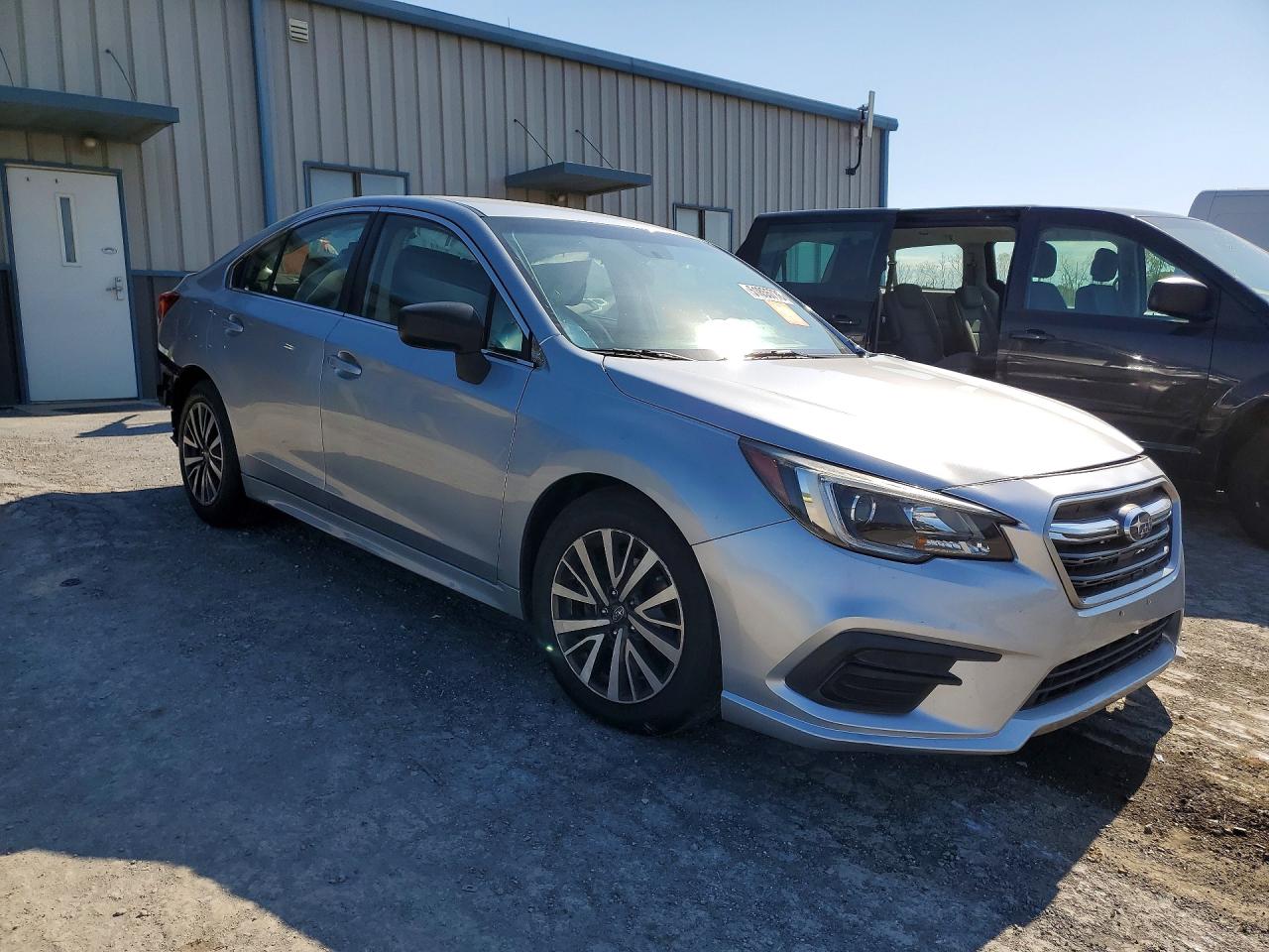 Subaru Legacy 2.5i