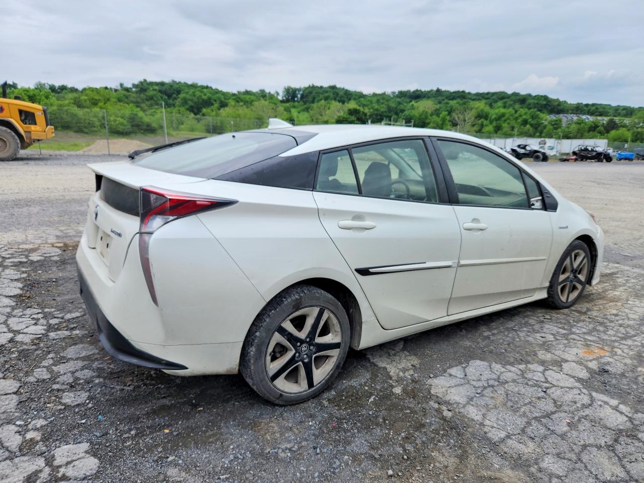 Toyota Prius Three Touring