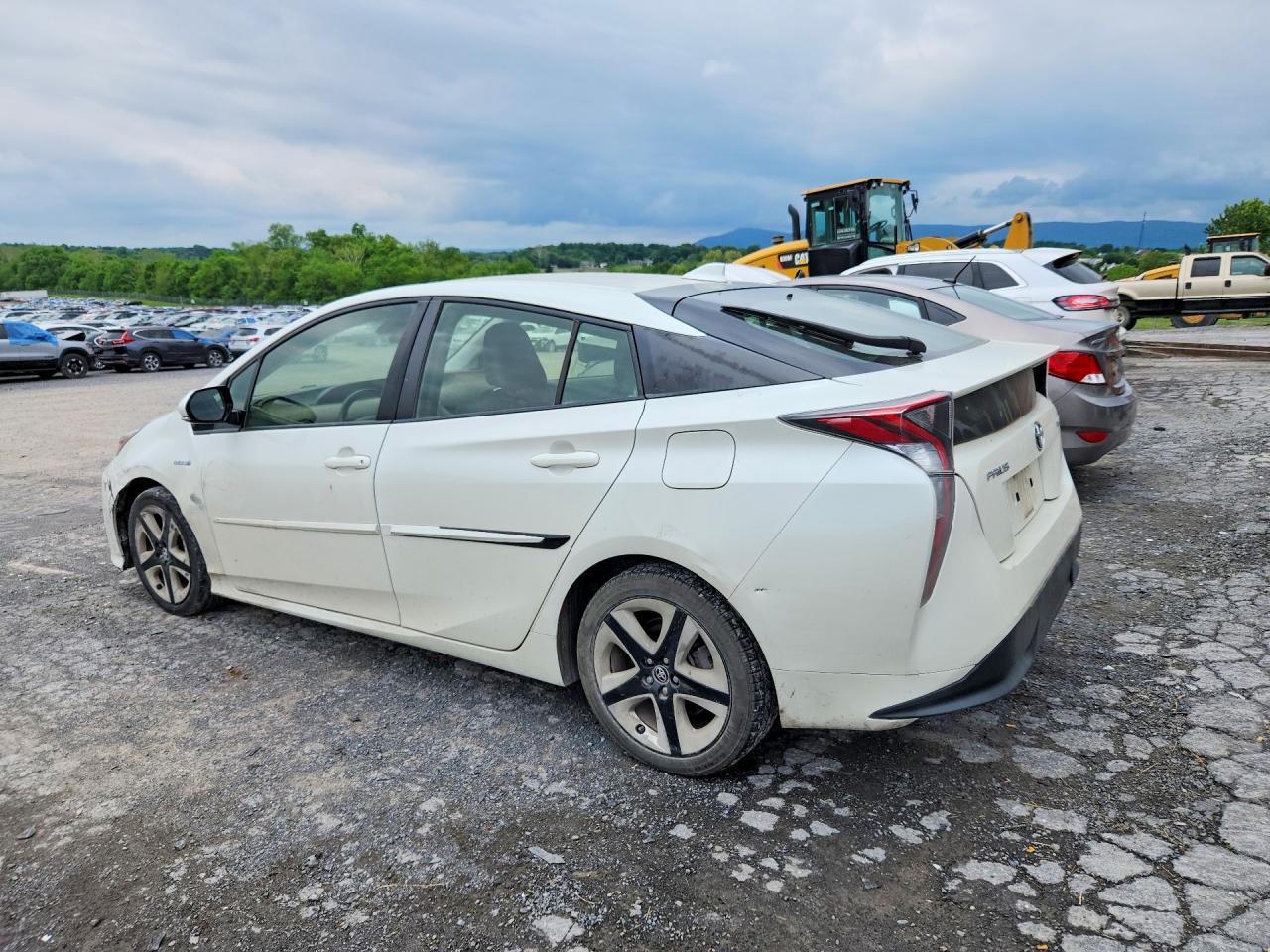 Toyota Prius Three Touring