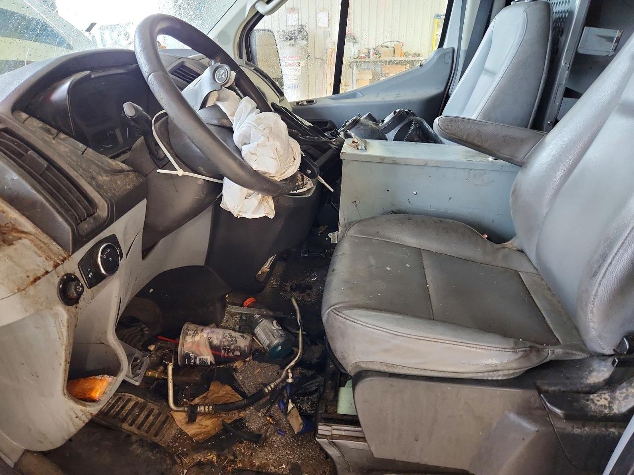Ford Transit T-150