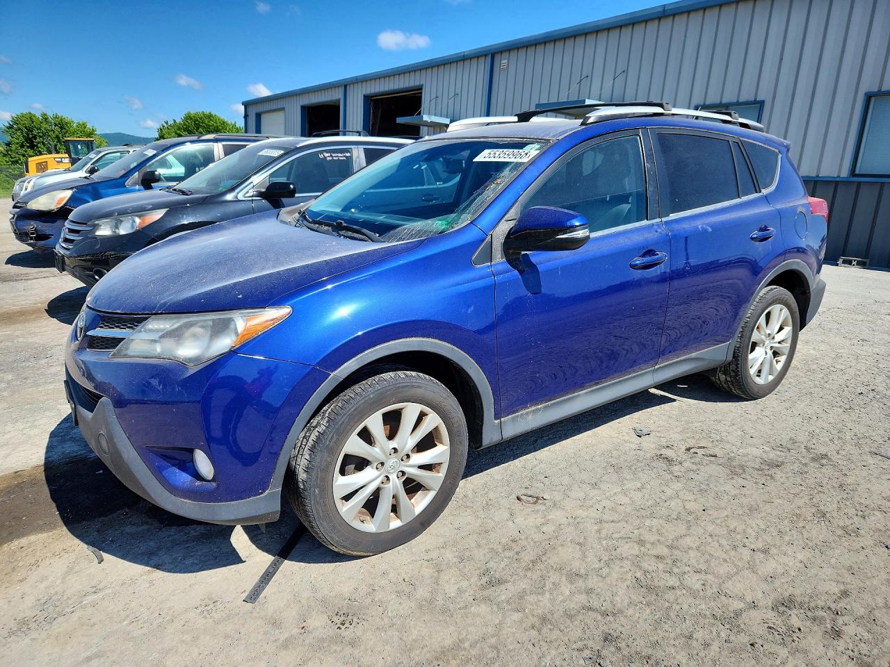 Salvage Toyota RAV4 Image