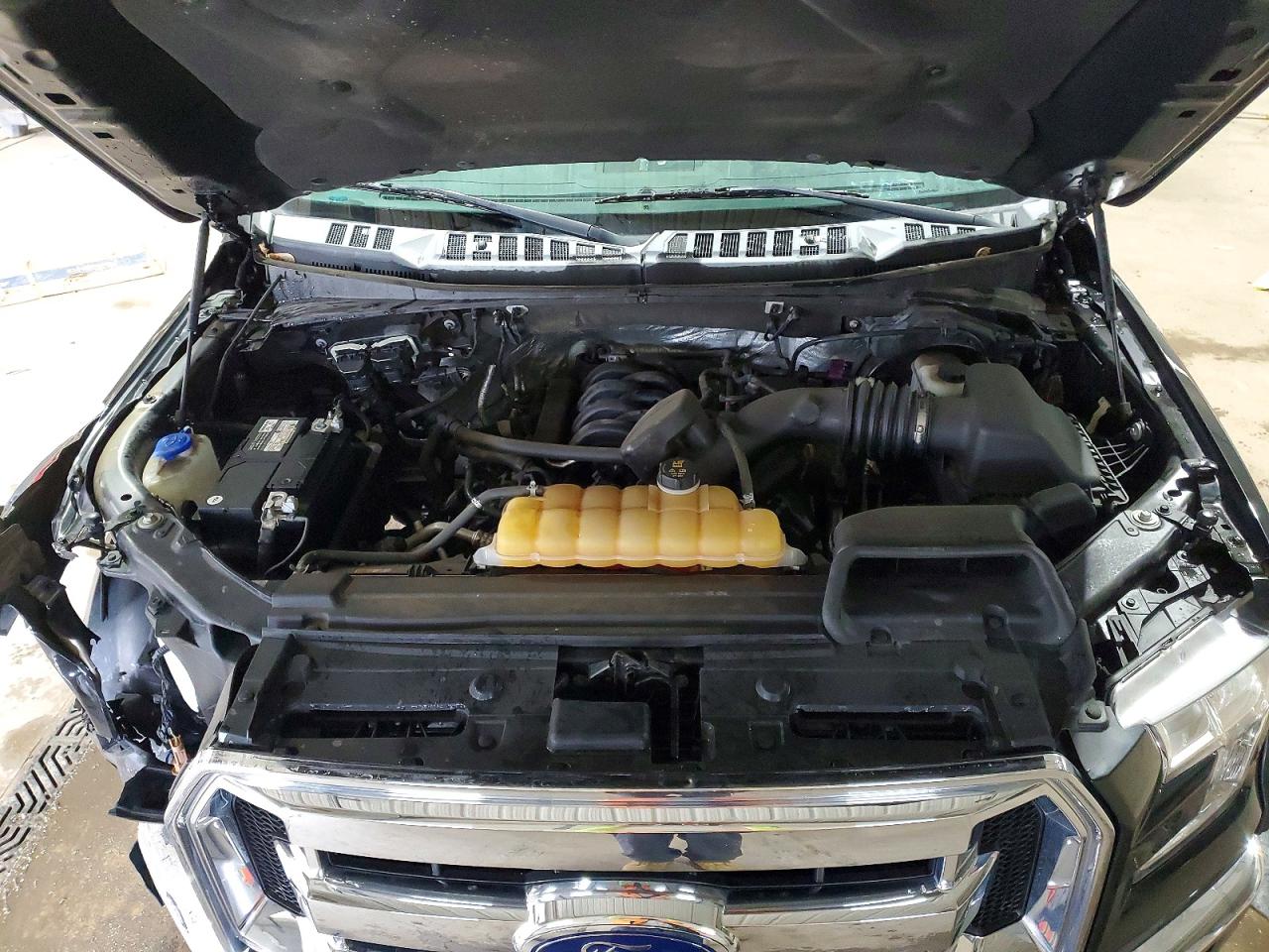 Ford F-150 Super Cab