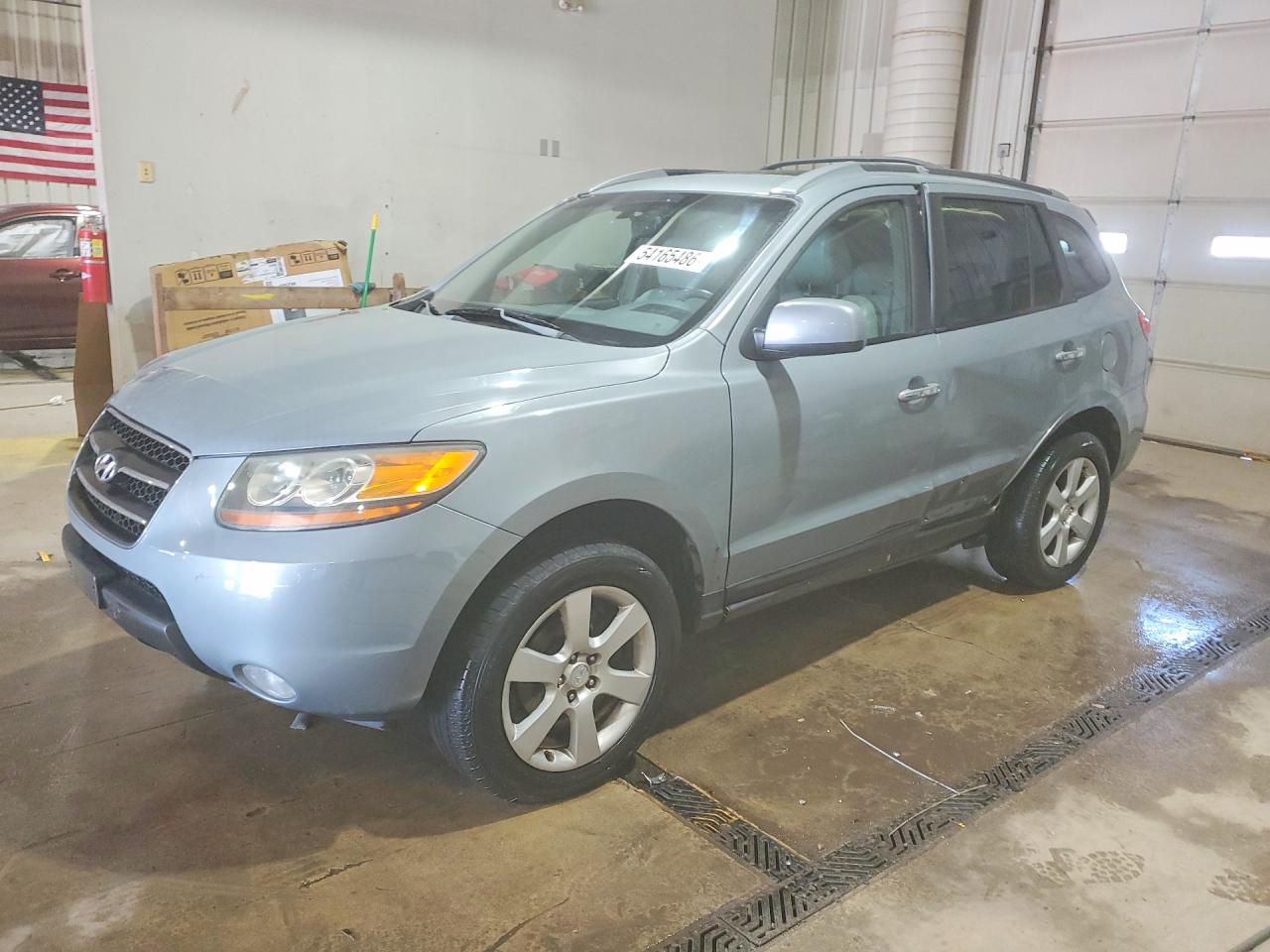 Salvage Hyundai SANTA FE Image