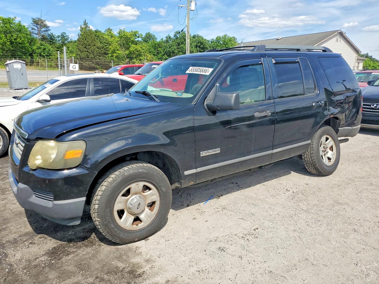 Salvage Ford Explorer Image