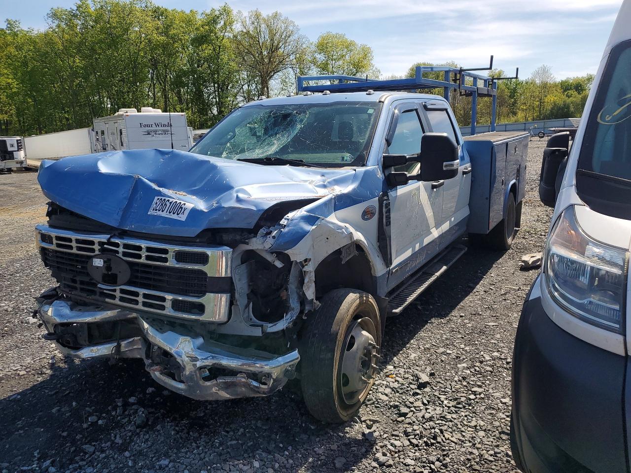 Salvage Ford F-450 Image