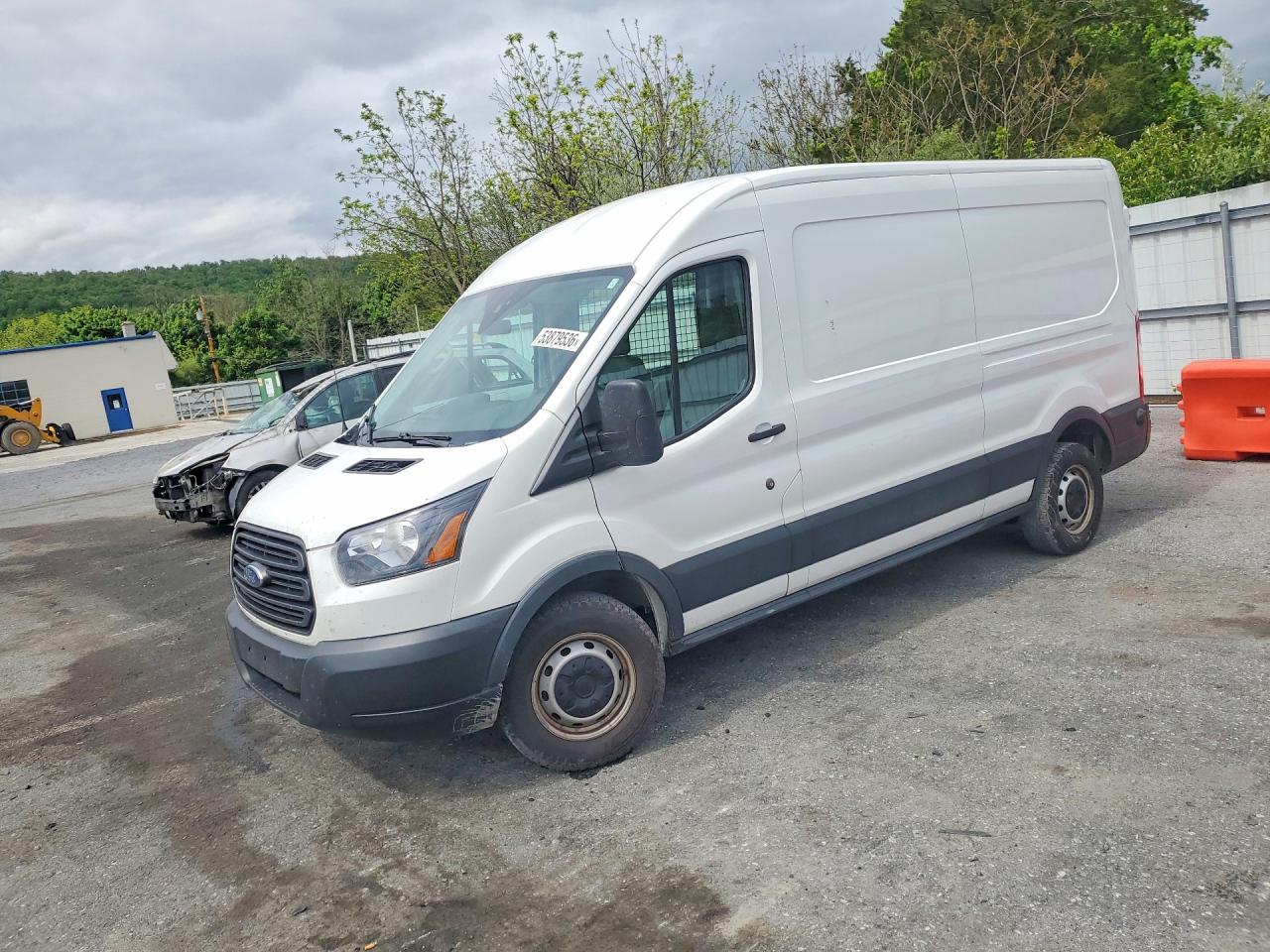 Salvage Ford Transit Image