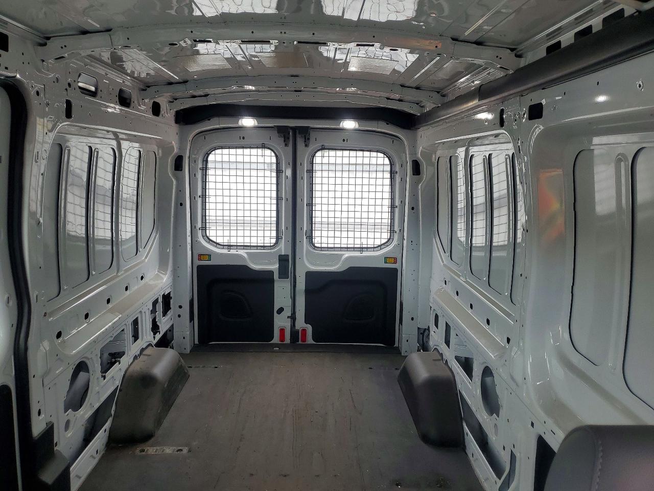 Ford Transit T-350