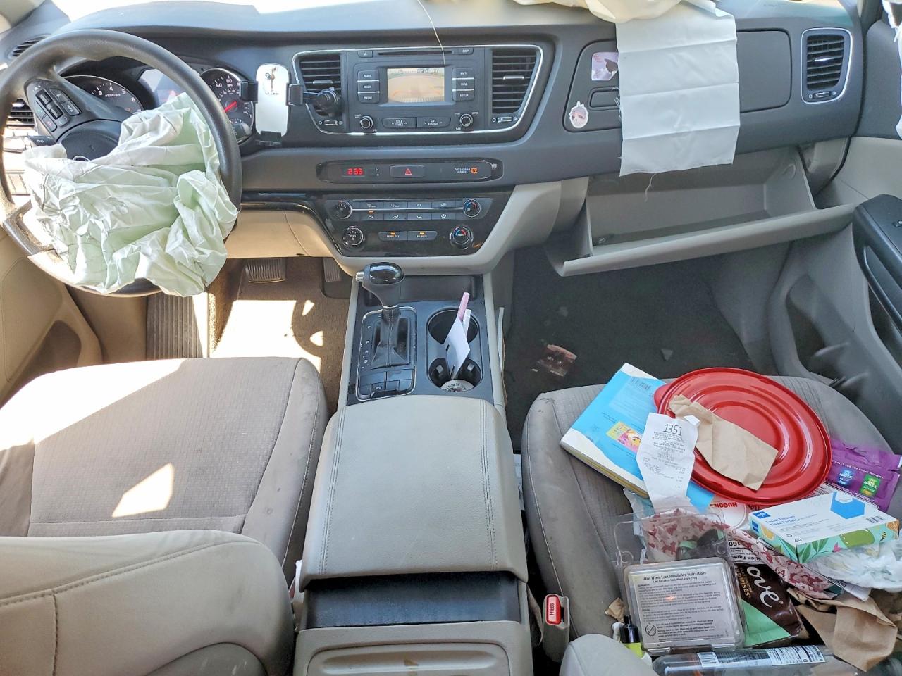 Kia Sedona Lx