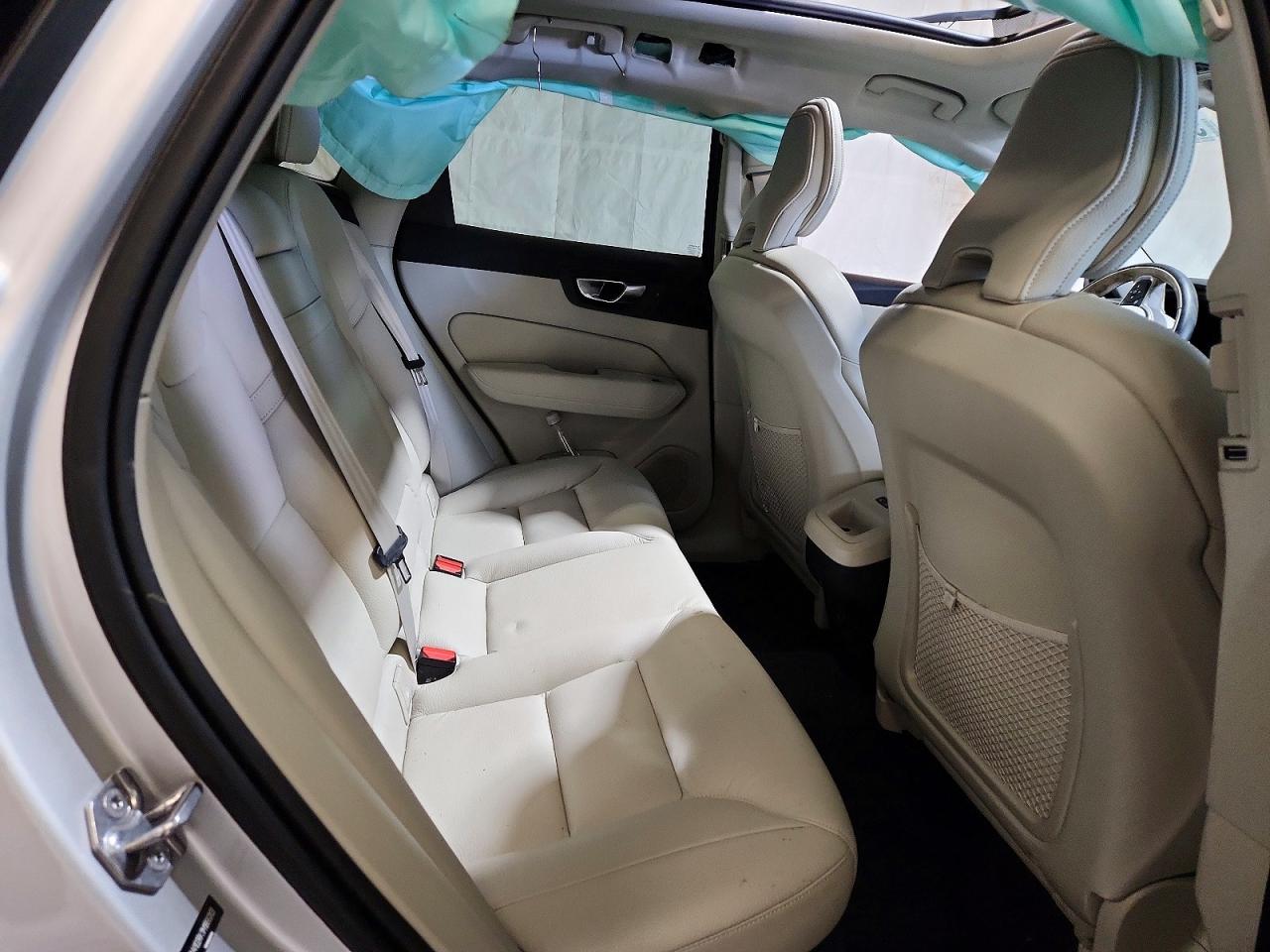 Volvo XC60 T5 Momentum