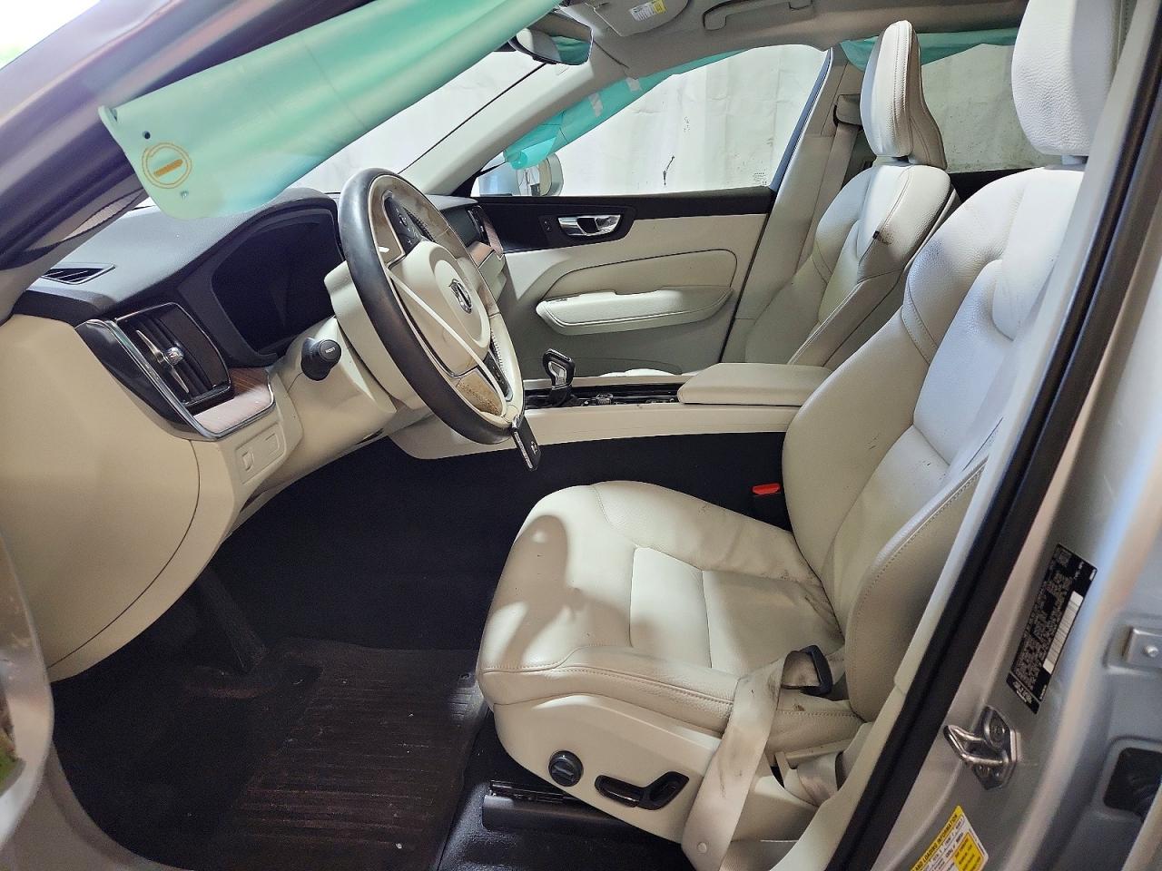 Volvo XC60 T5 Momentum
