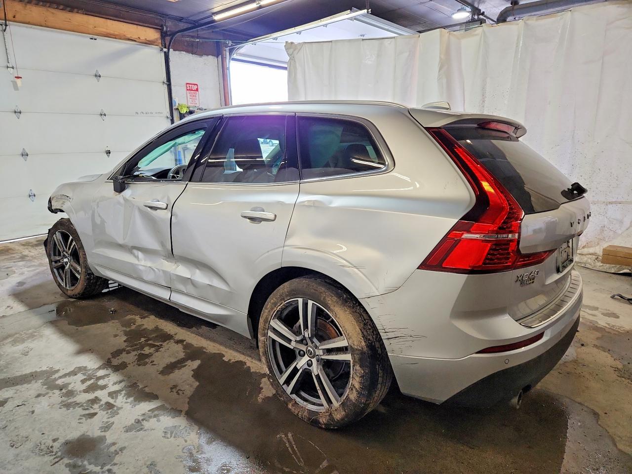 Volvo XC60 T5 Momentum