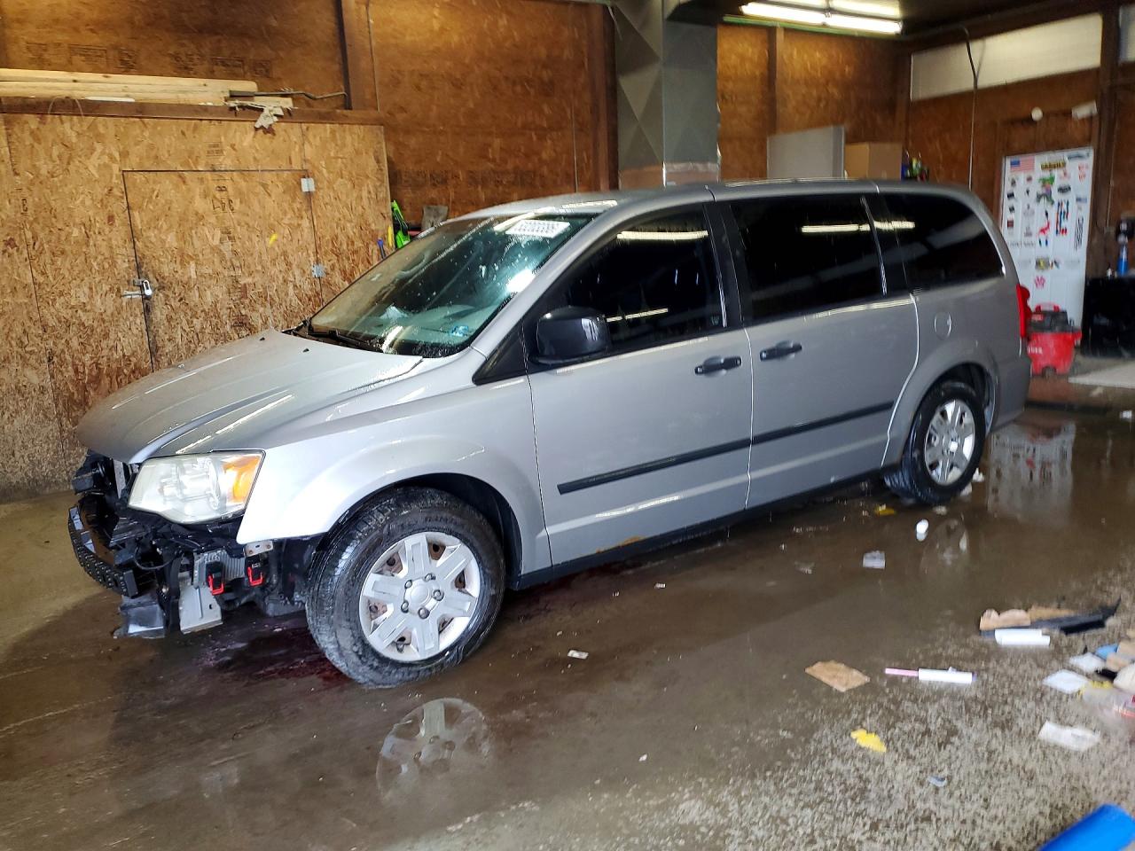 Salvage Dodge Caravan Image