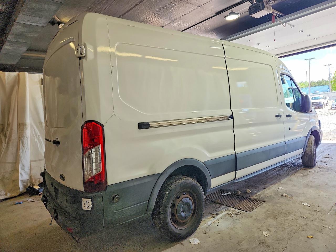 Ford Transit T-250
