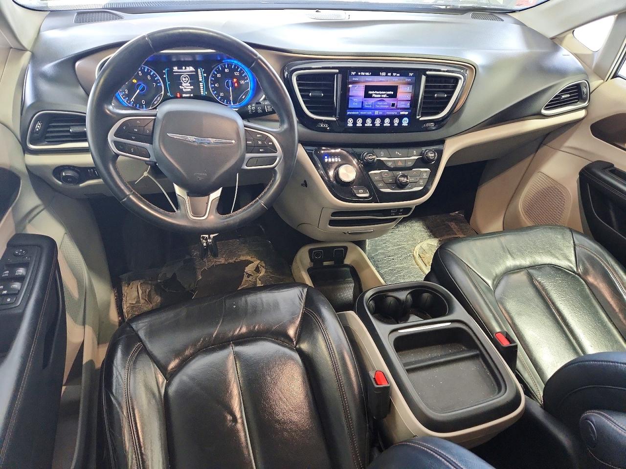Chrysler Pacifica Touring L