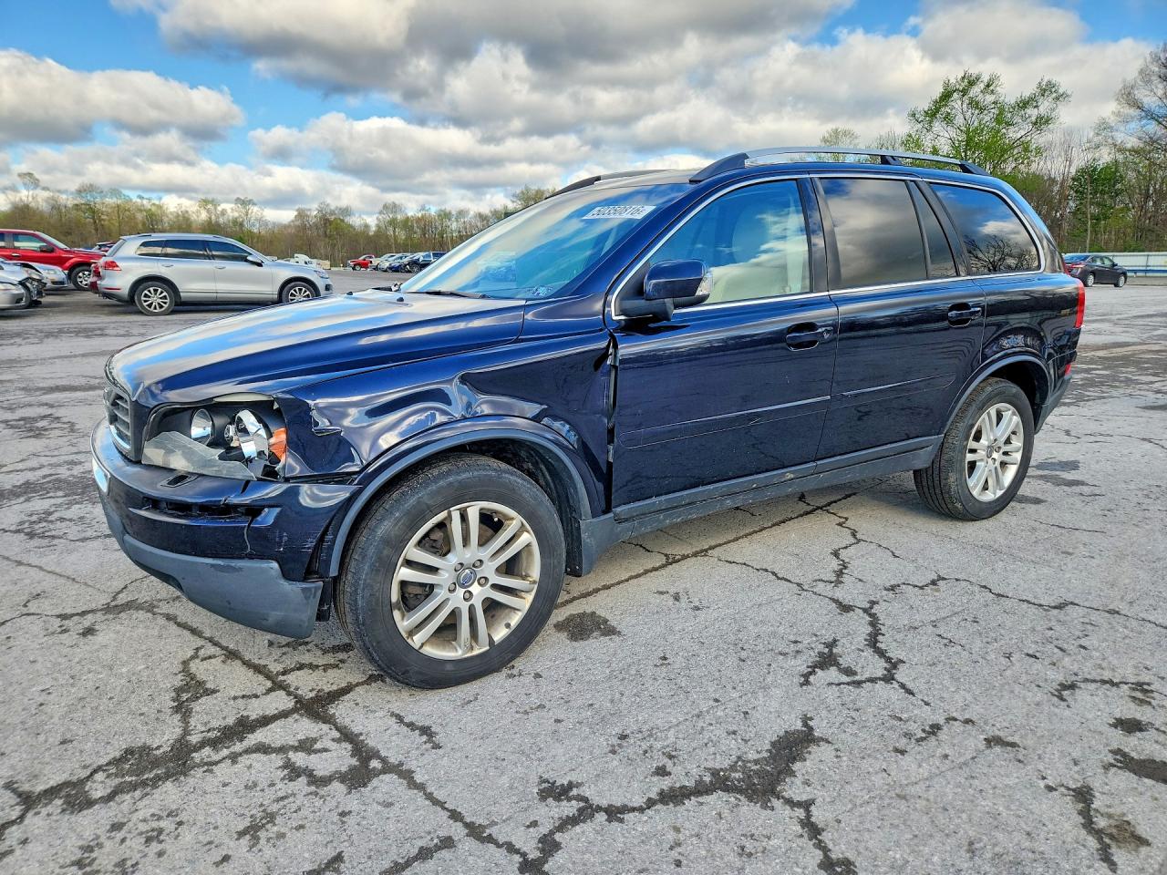 Salvage Volvo XC90 Image