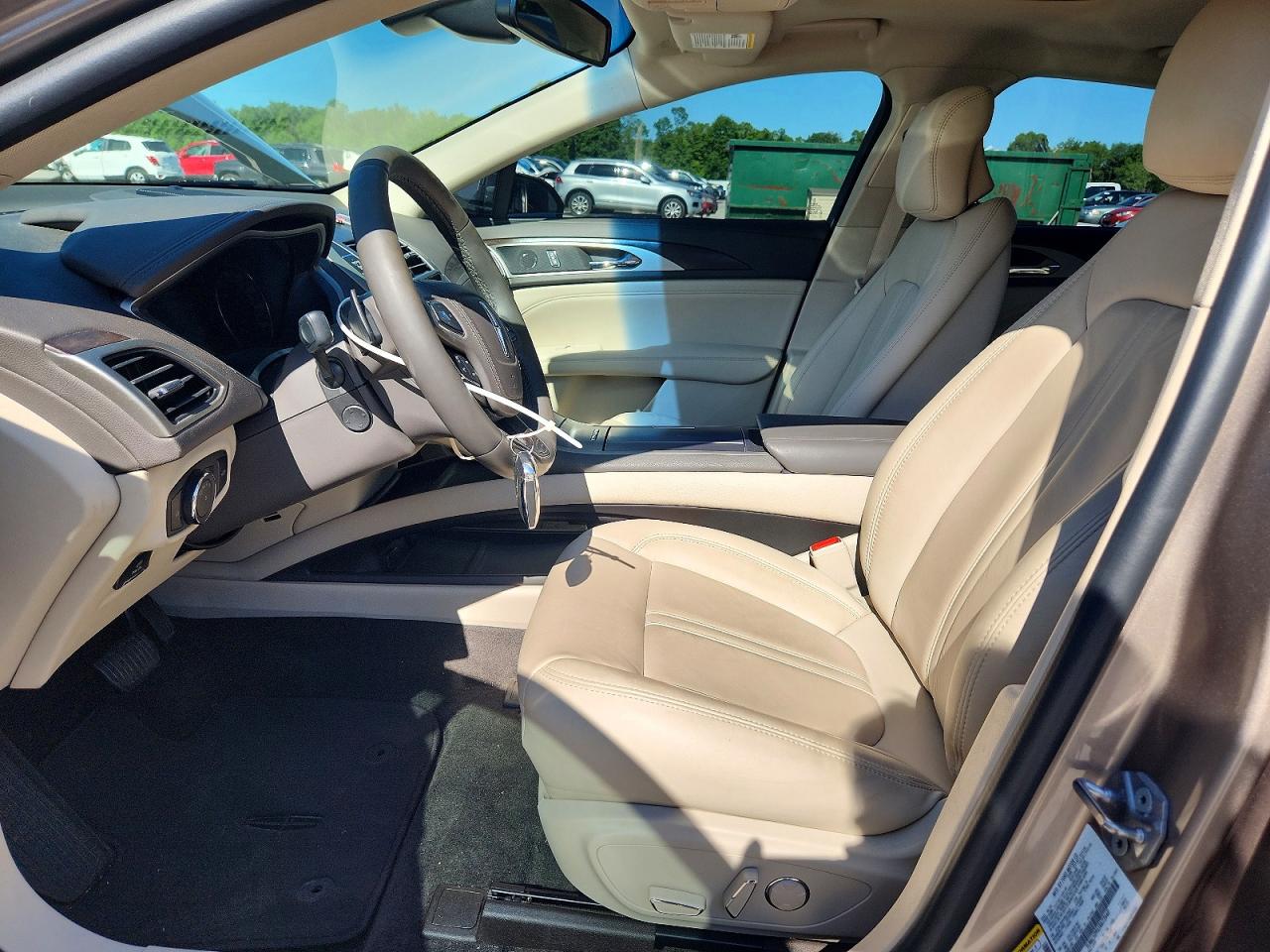 Lincoln MKZ Select