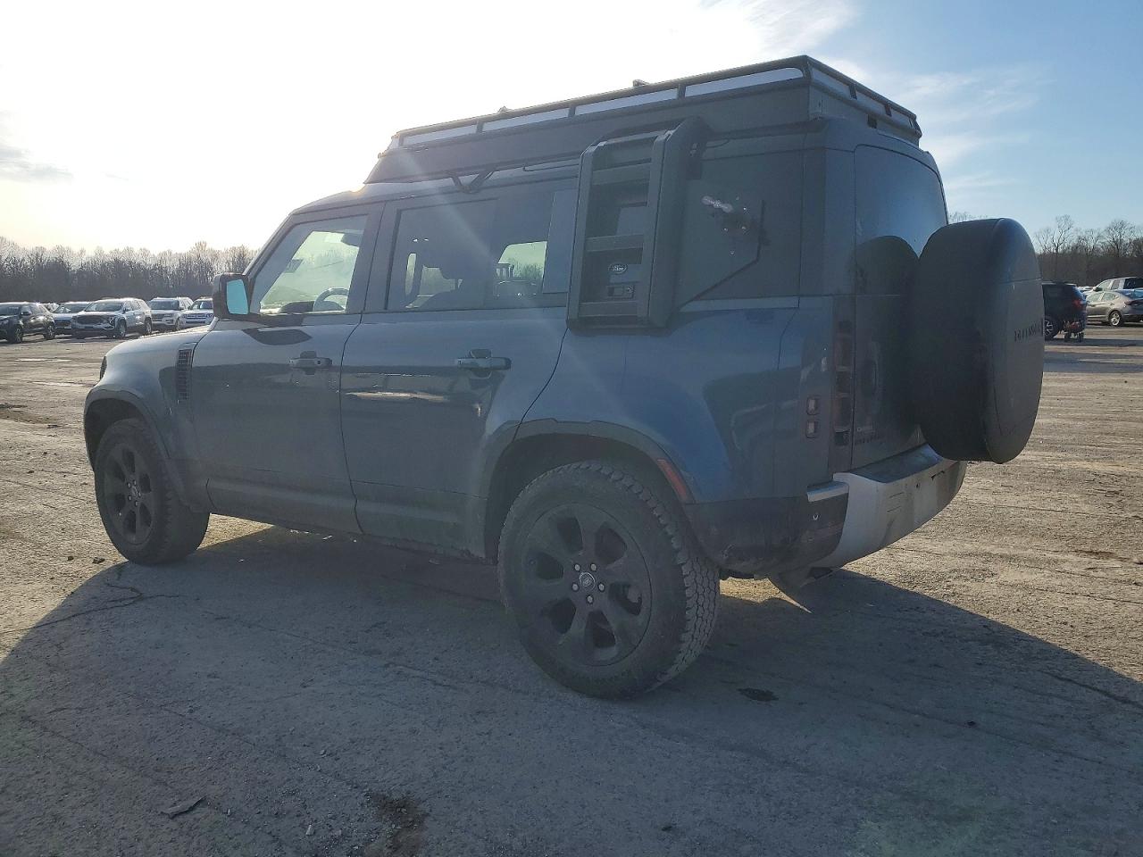 Landau Boat Co Defender 110 S
