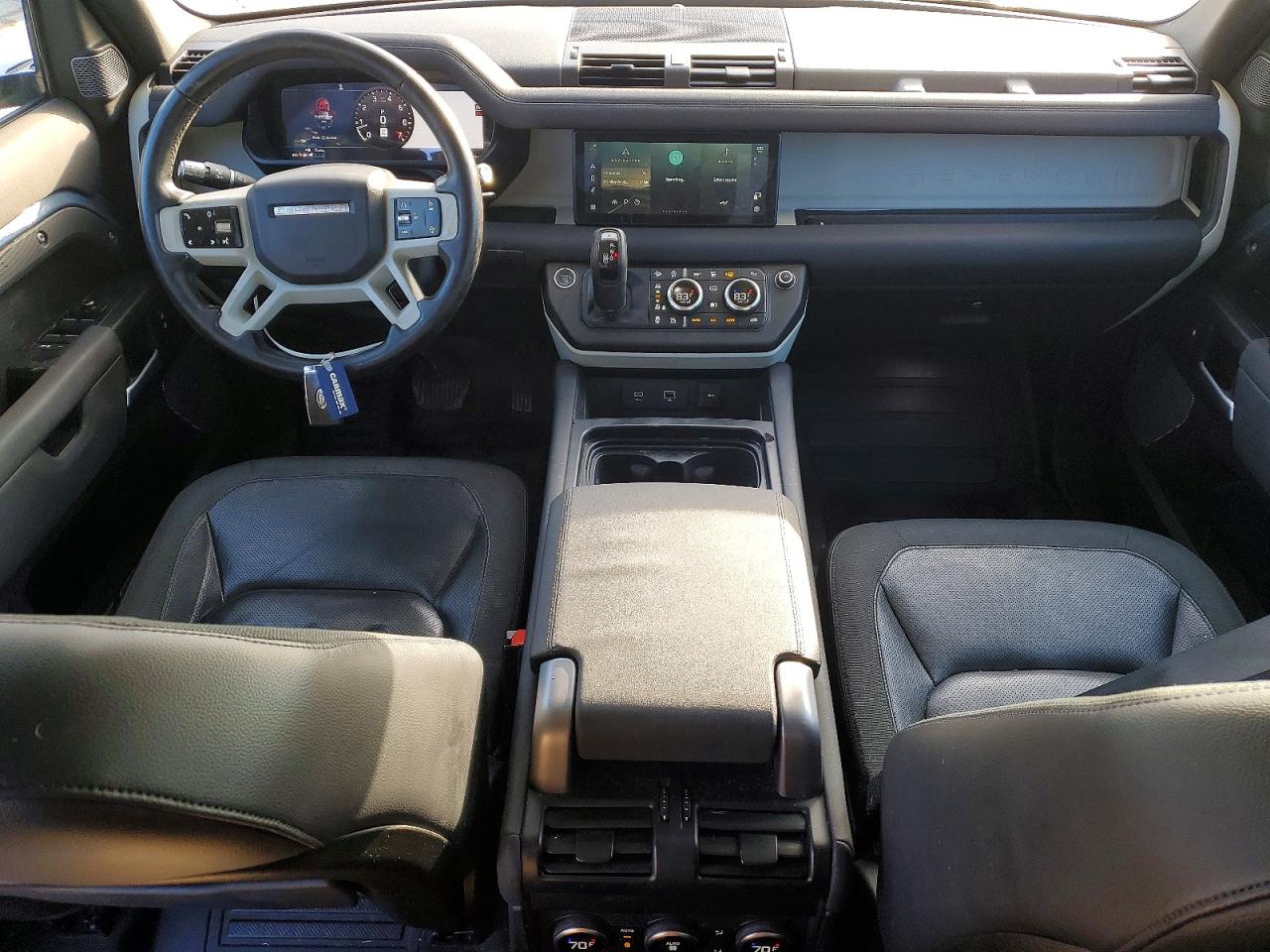 Landau Boat Co Defender 110 S