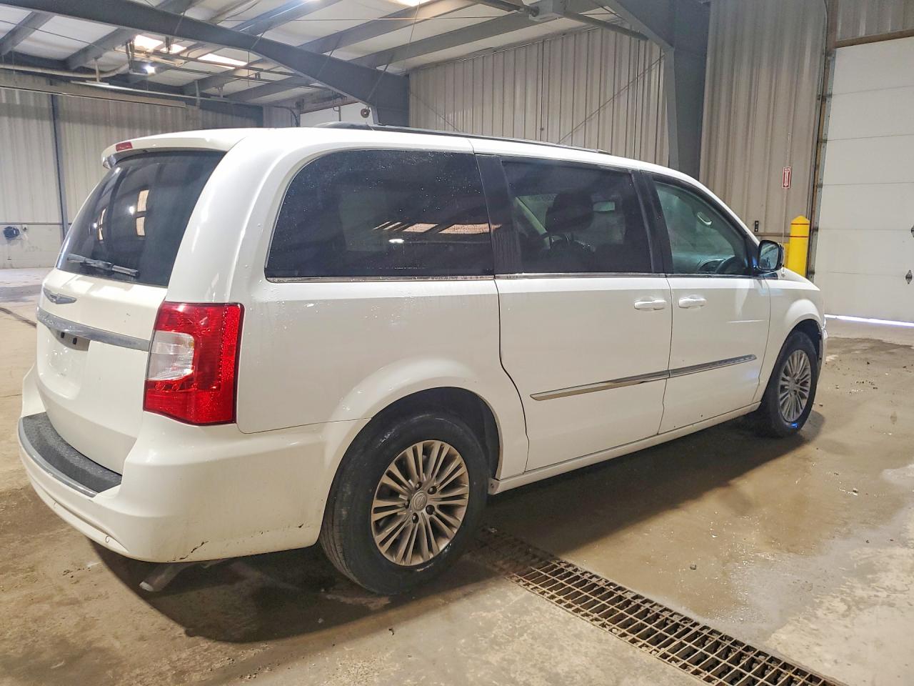 Chrysler Minivan Touring L