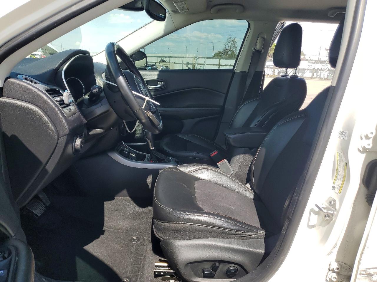 Jeep Compass Latitude