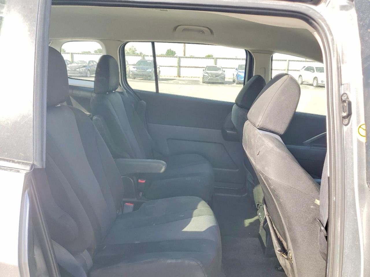 Mazda 5 Sport