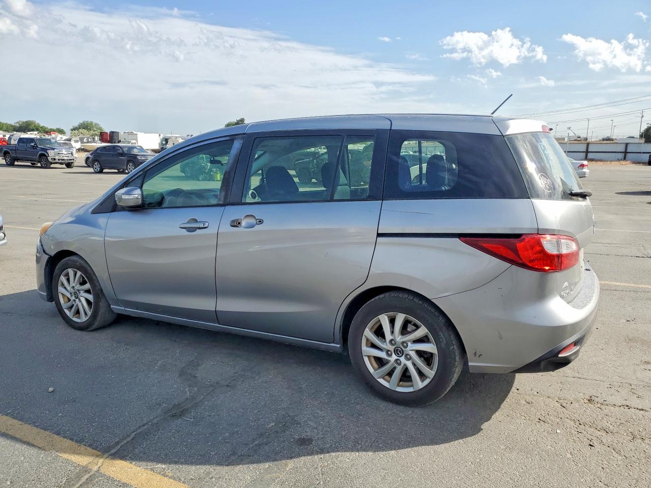 Mazda 5 Sport