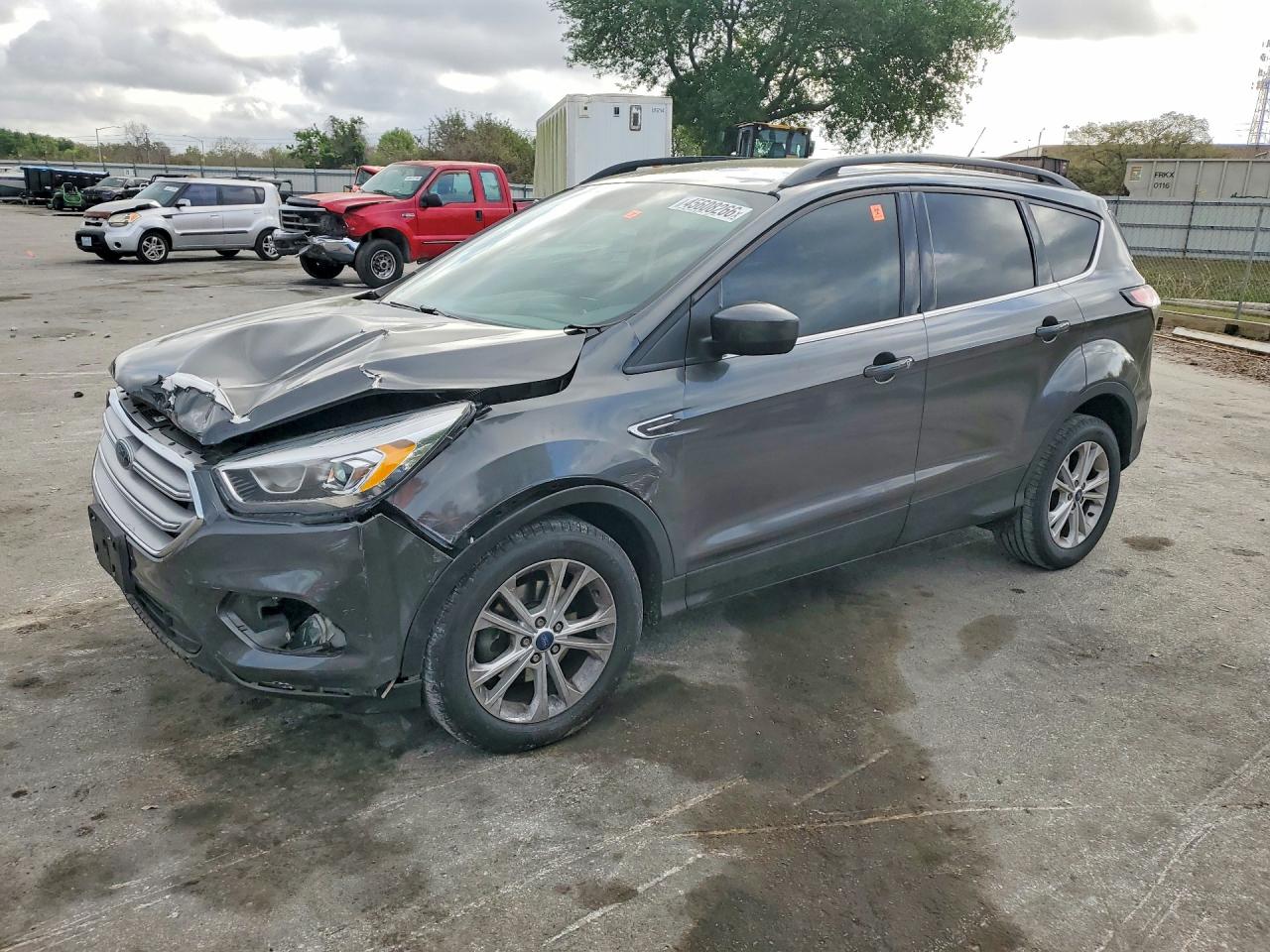 Salvage Ford Escape Image