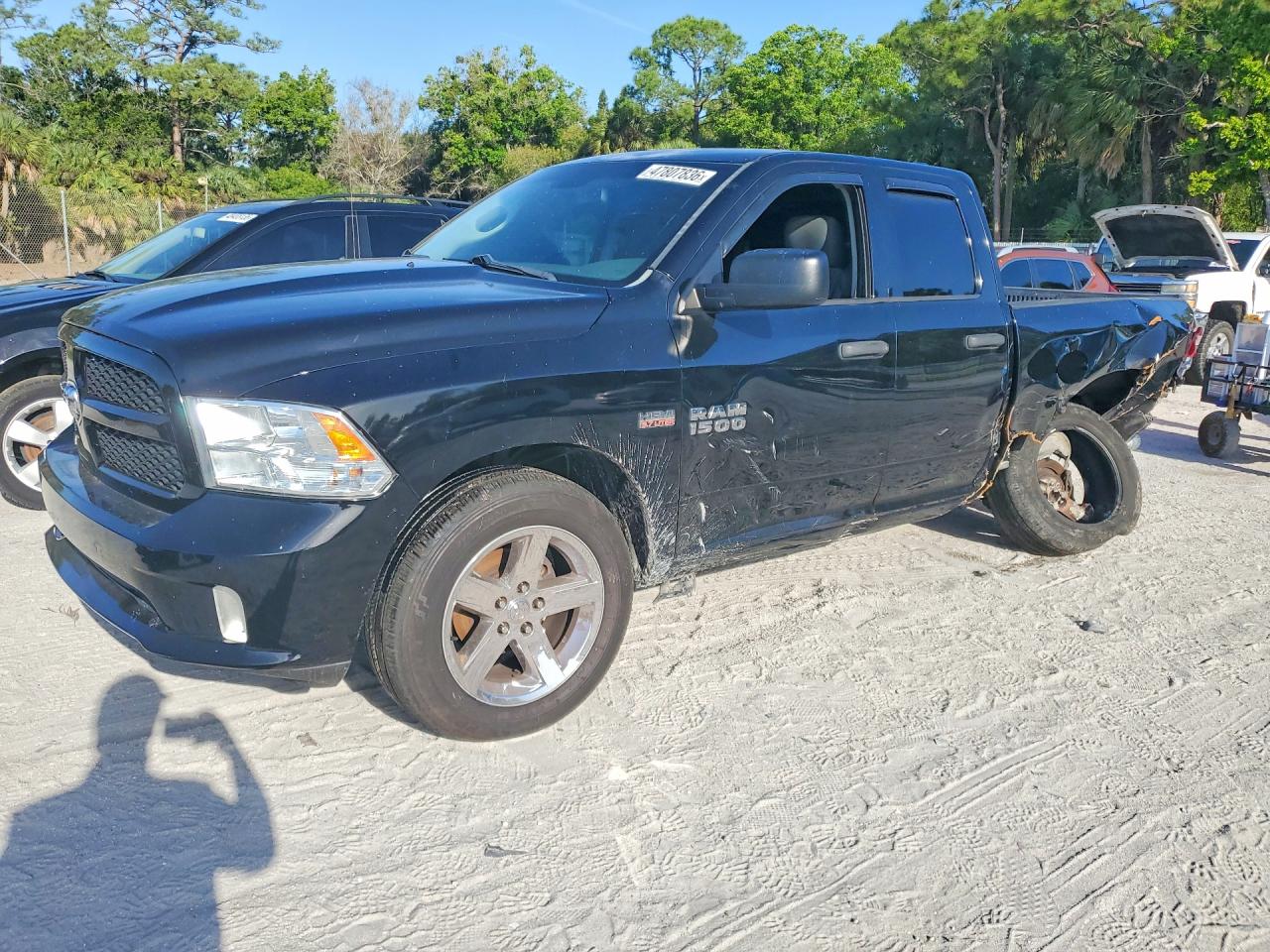 Salvage Ram 1500 Image