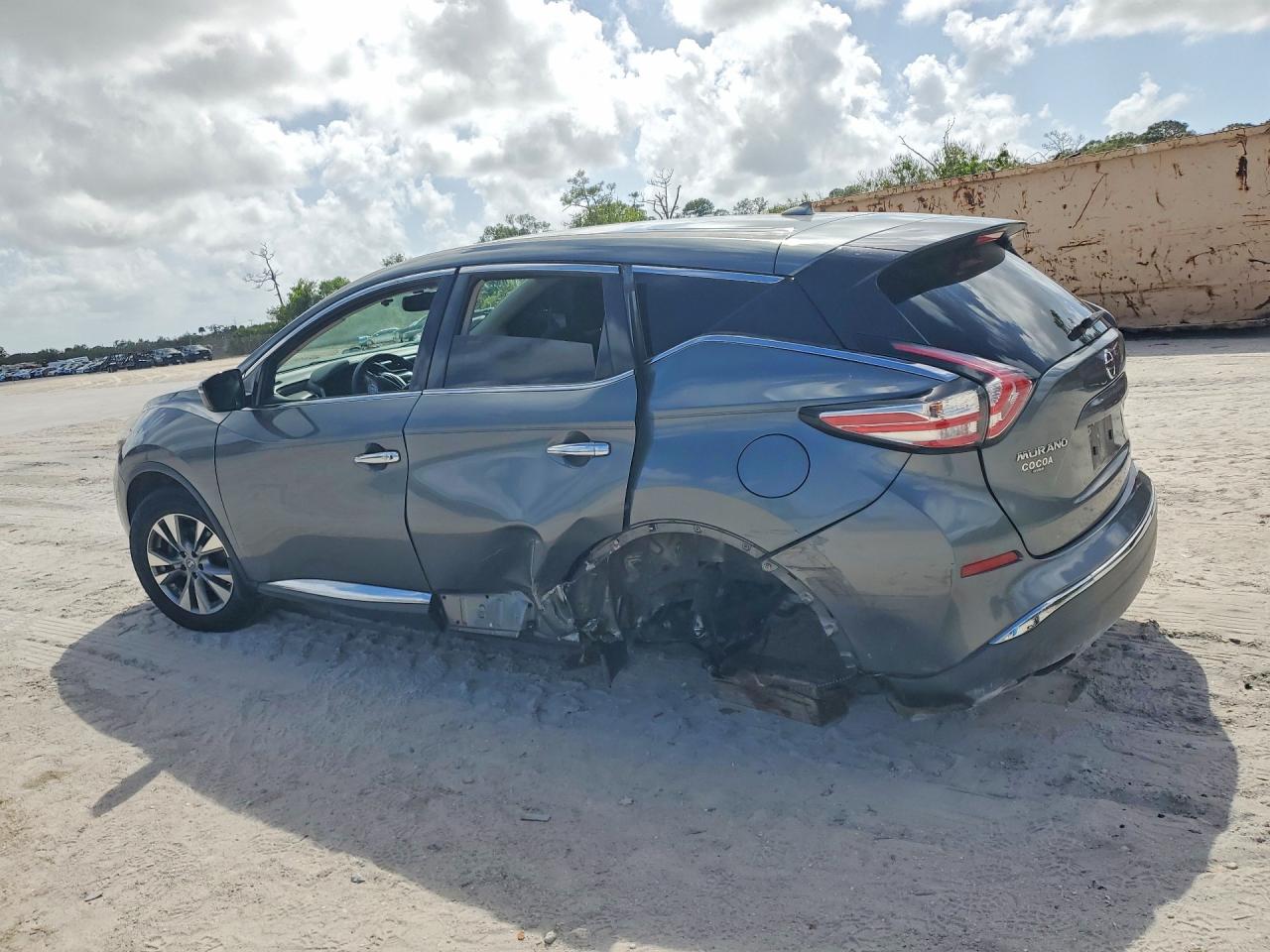 Nissan Murano S