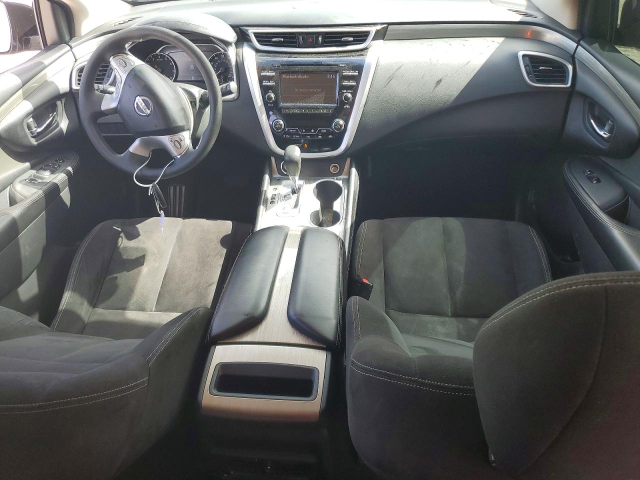 Nissan Murano S