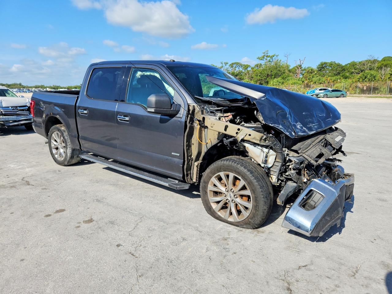 Ford F-150 Supercrew