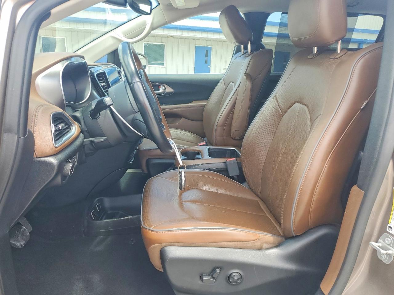 Chrysler Pacifica Limited