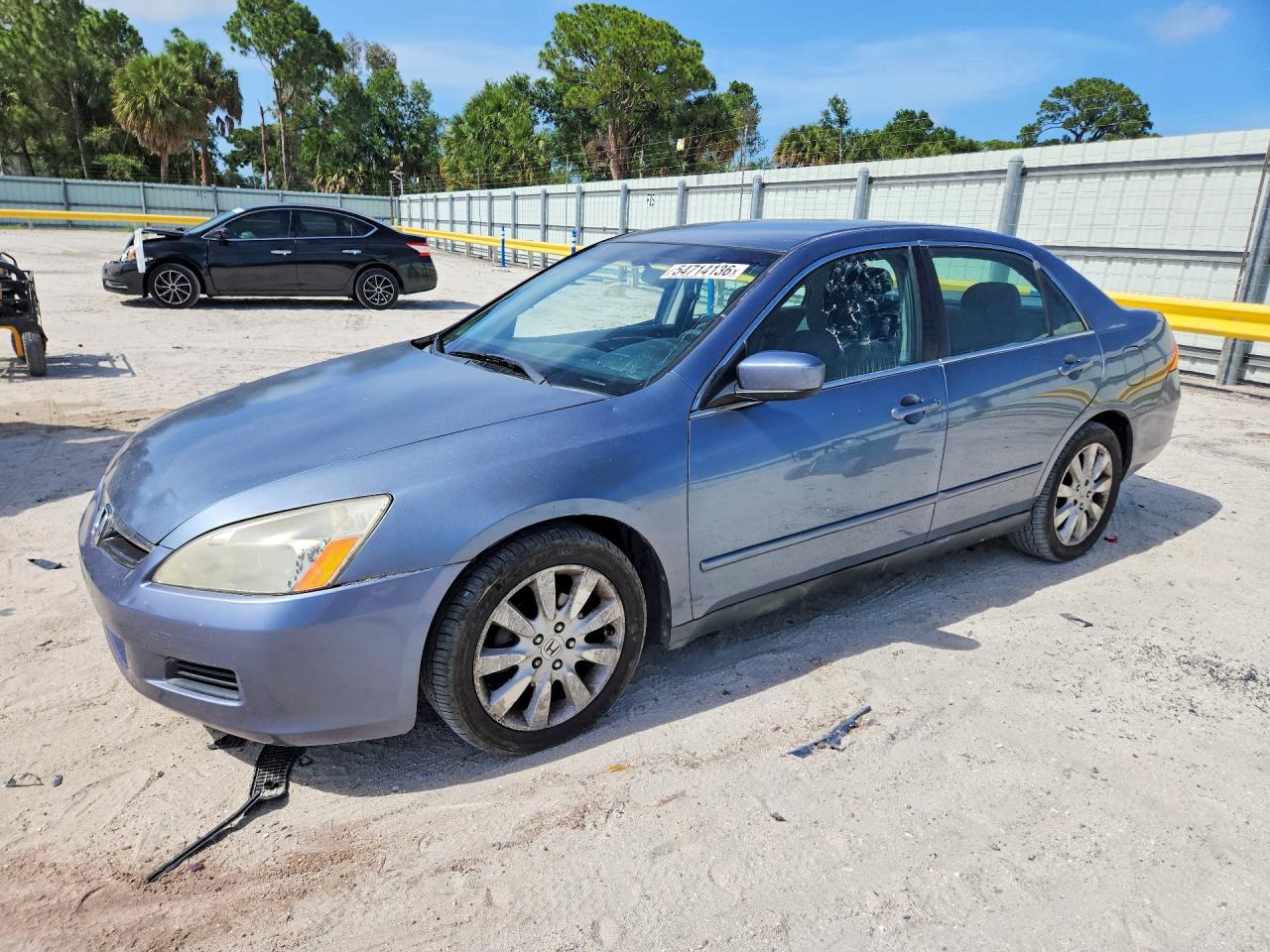 Salvage Honda Accord Image