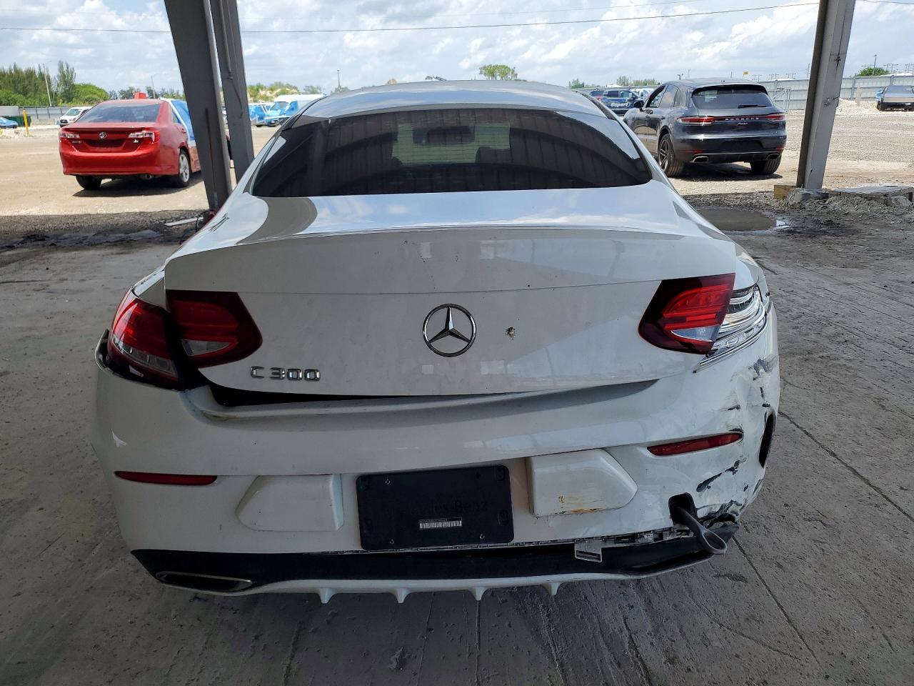 Mercedes-Benz C-Class 300