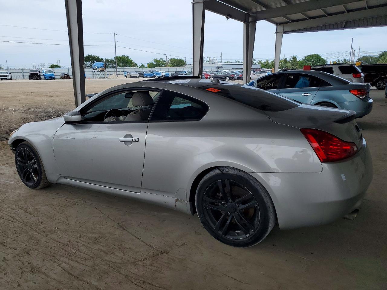 INFINITI G37 Coupe Base