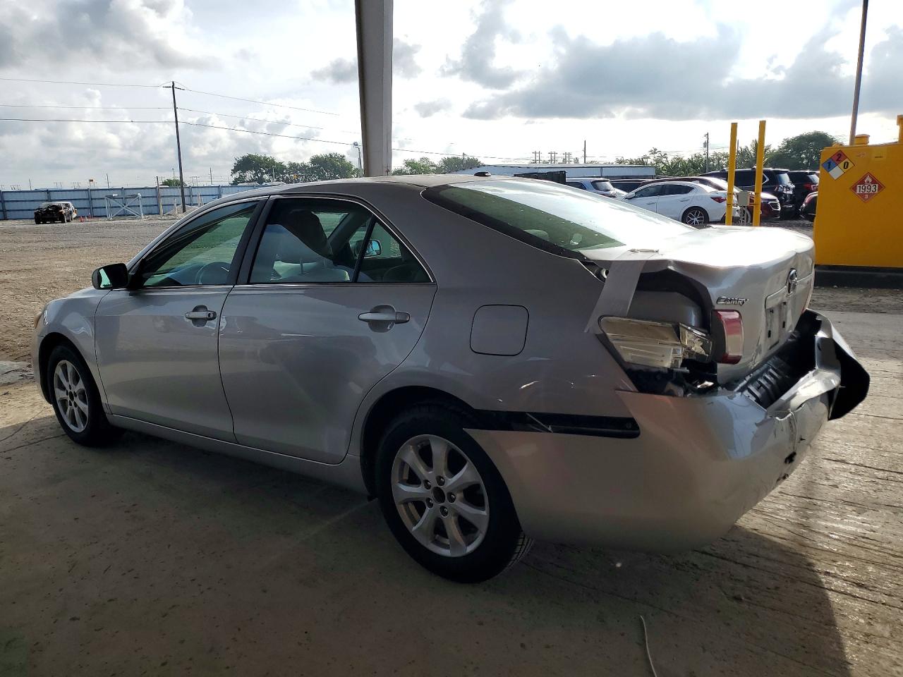 Toyota Camry Base