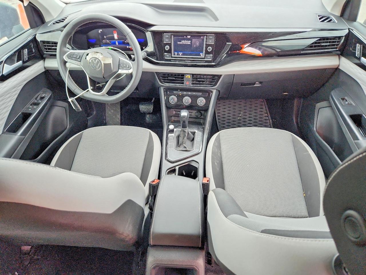 Volkswagen Taos S