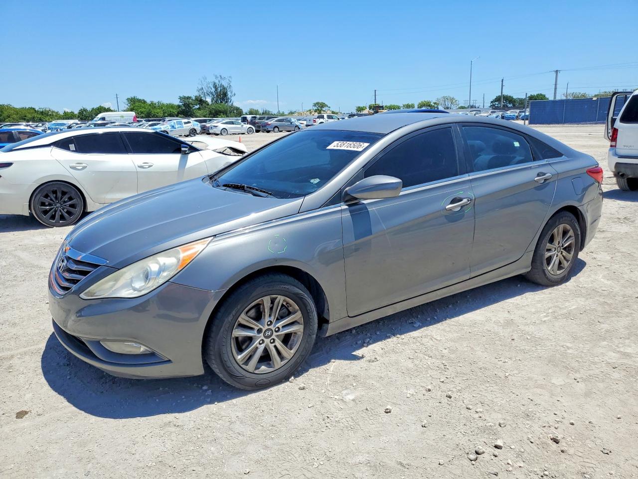 Salvage Hyundai SONATA Image