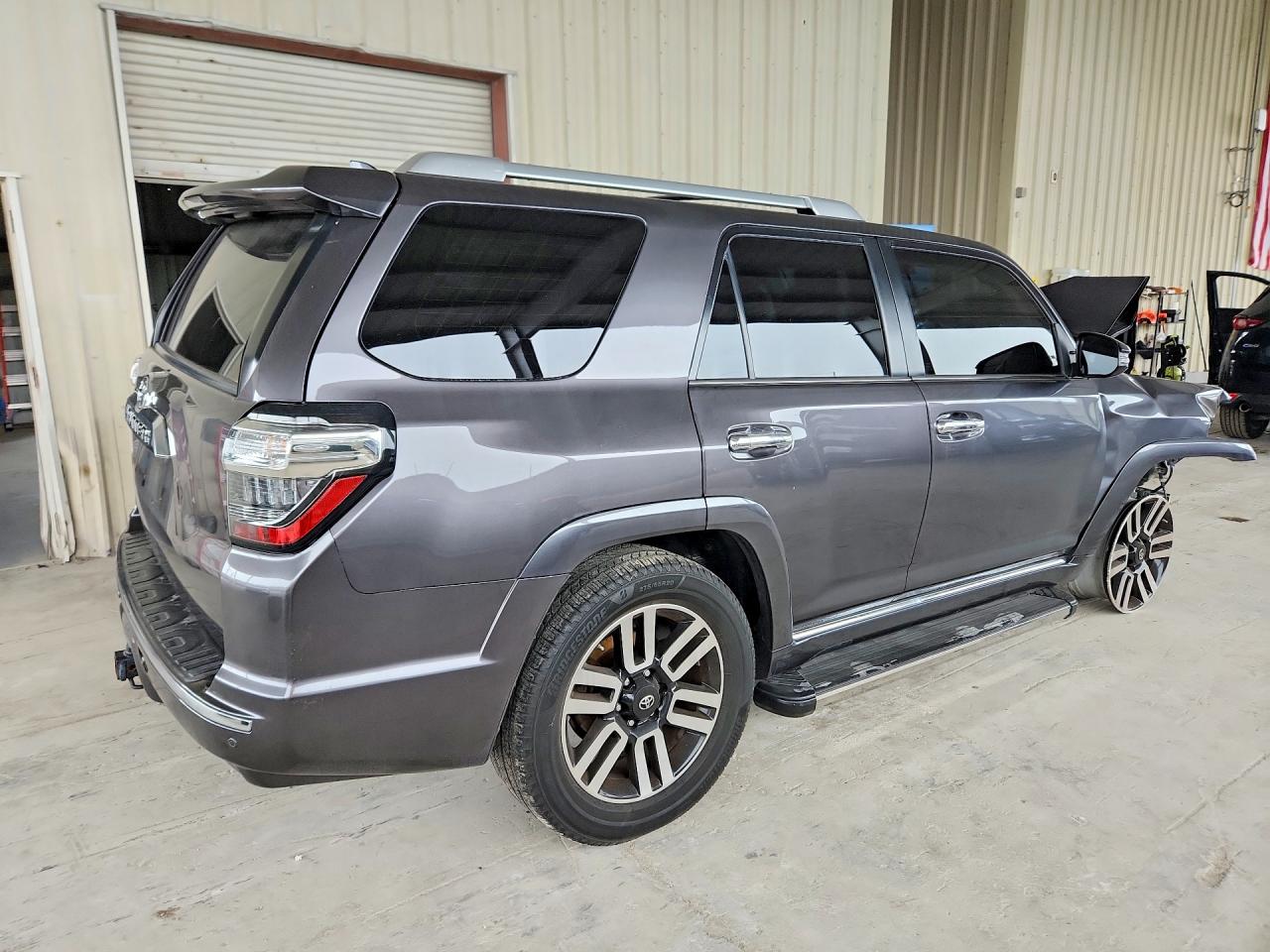 Toyota 4Runner Limited