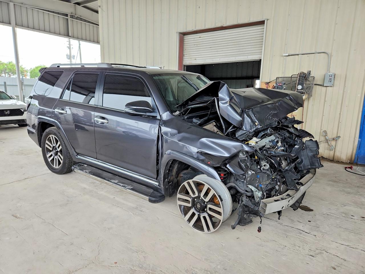 Toyota 4Runner Limited