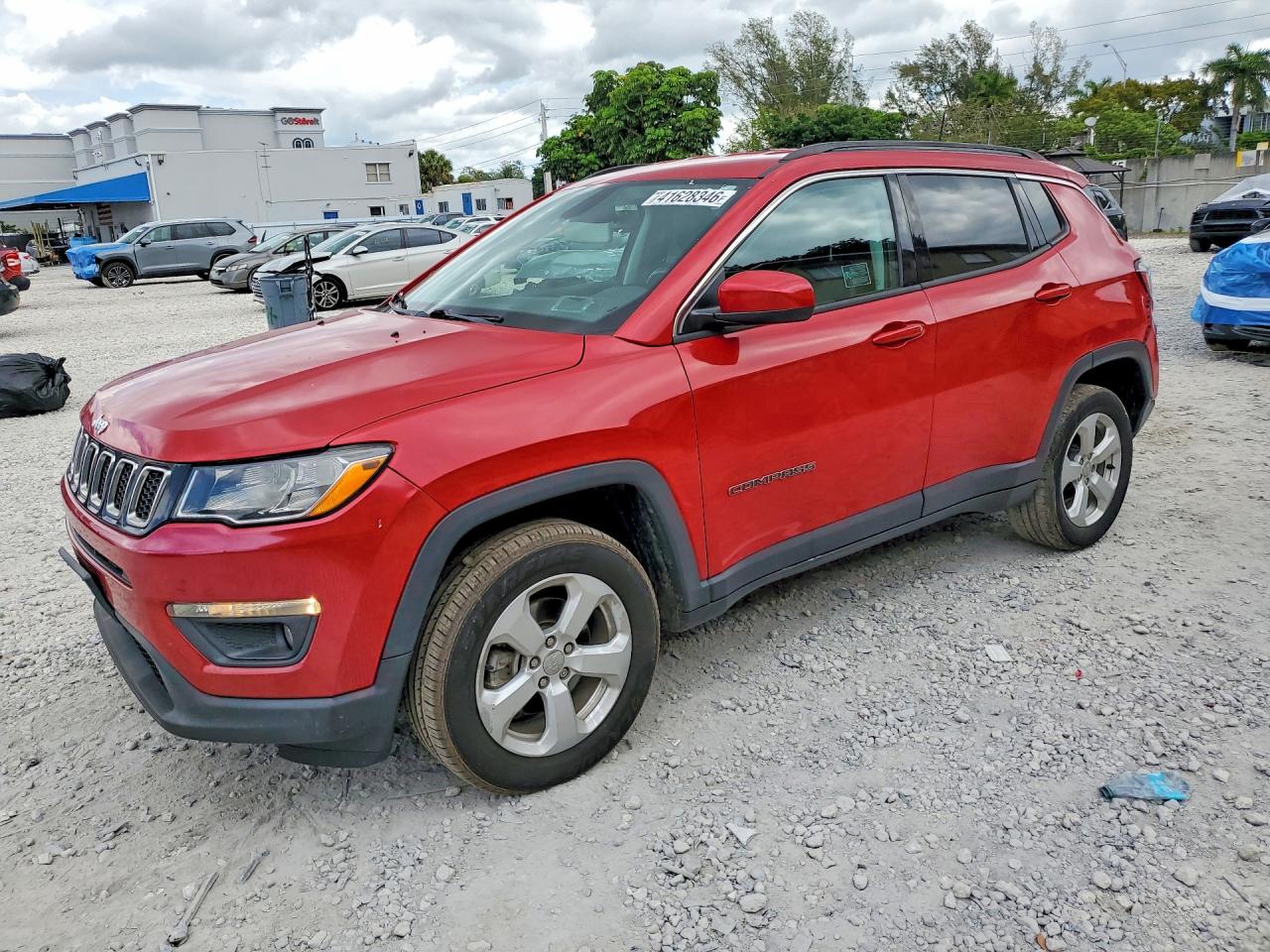 Salvage Jeep Compass Image