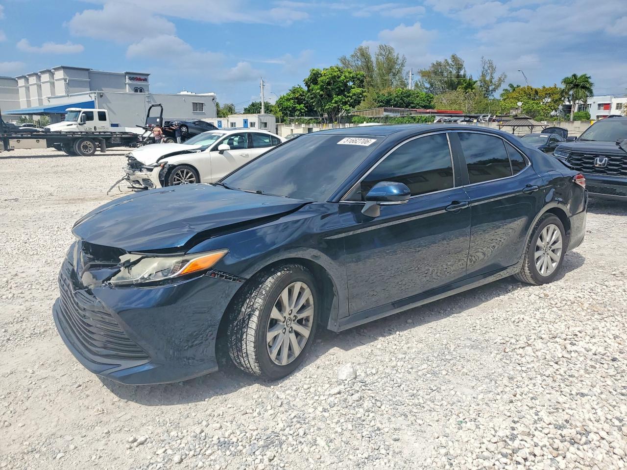 Salvage Toyota Camry Image