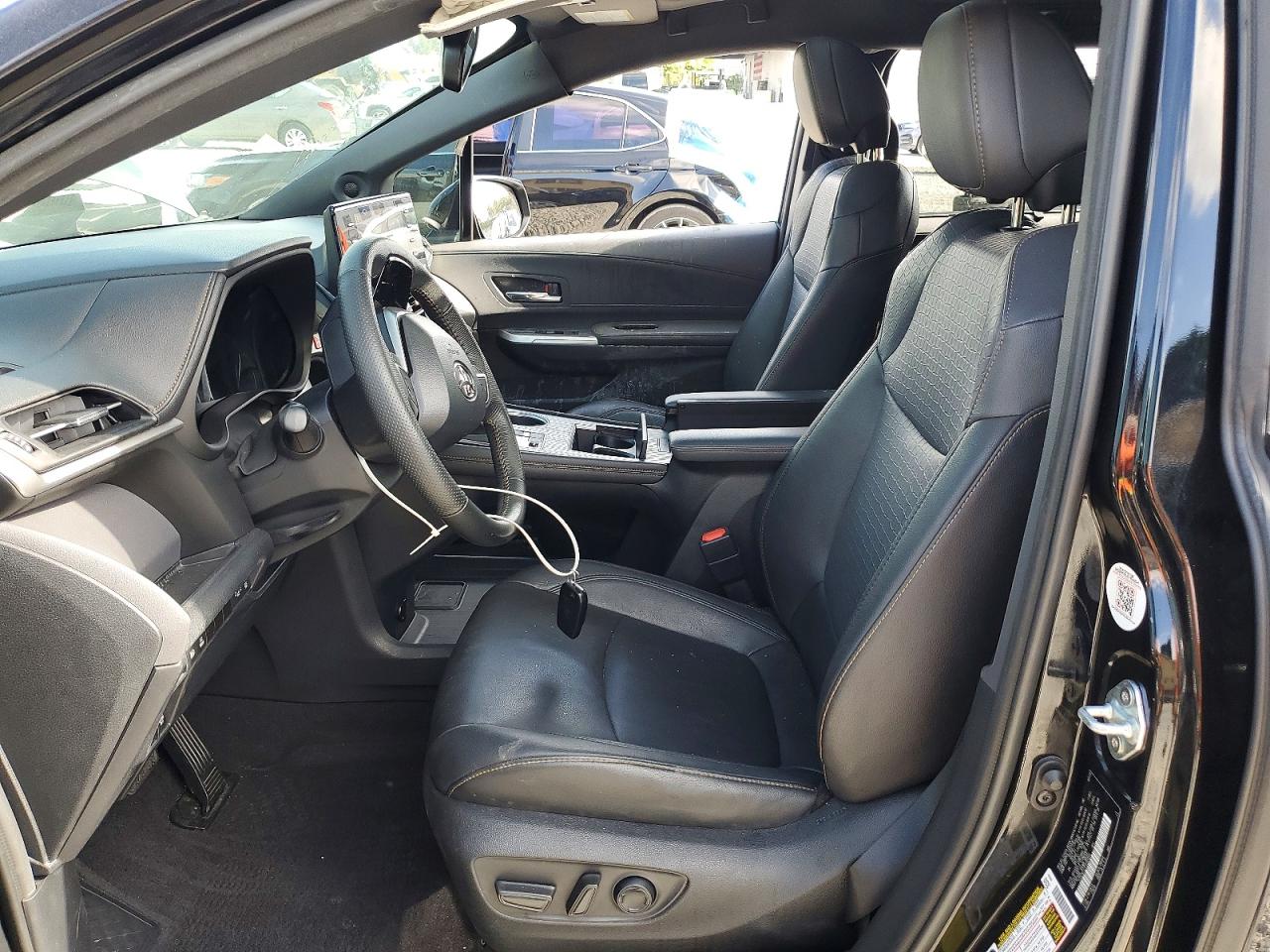 Toyota Sienna Woodland Edition