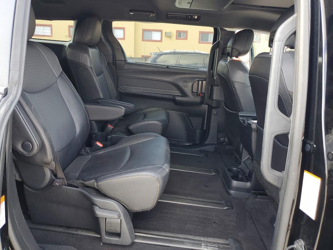 Toyota Sienna Woodland Edition