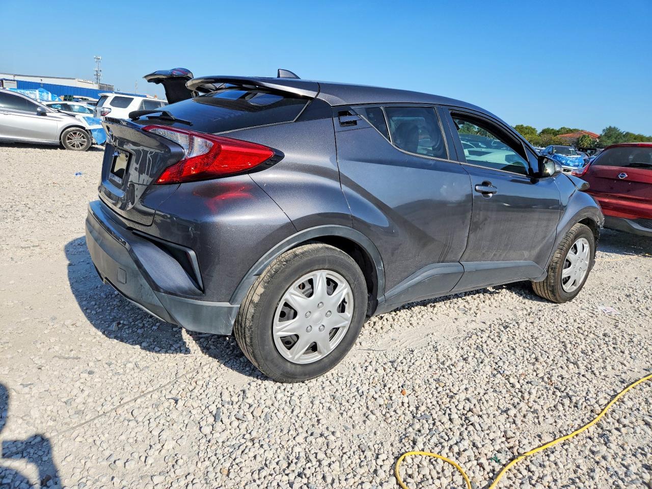 Toyota C-hr Le Le