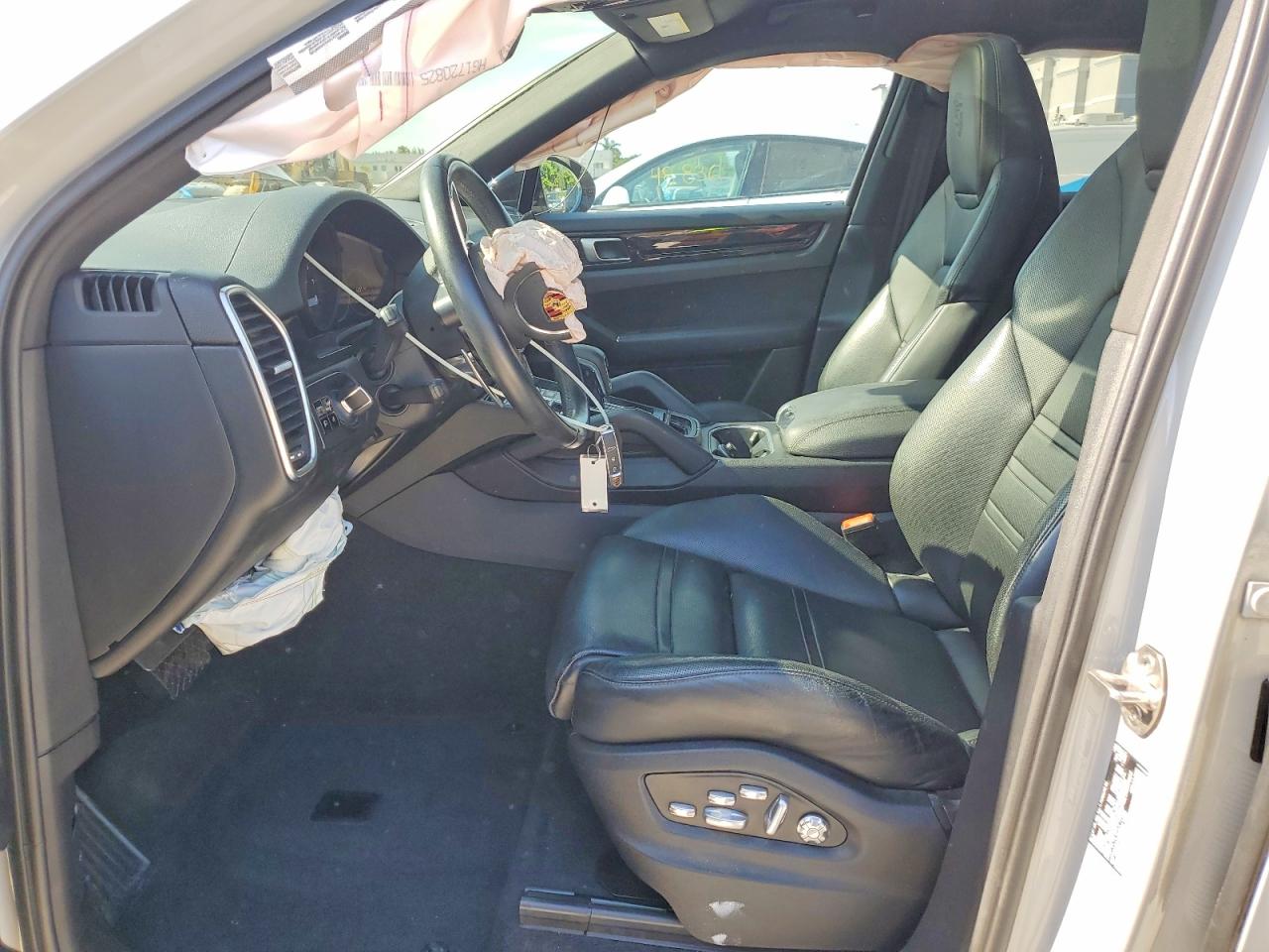 Porsche Cayenne Coupe