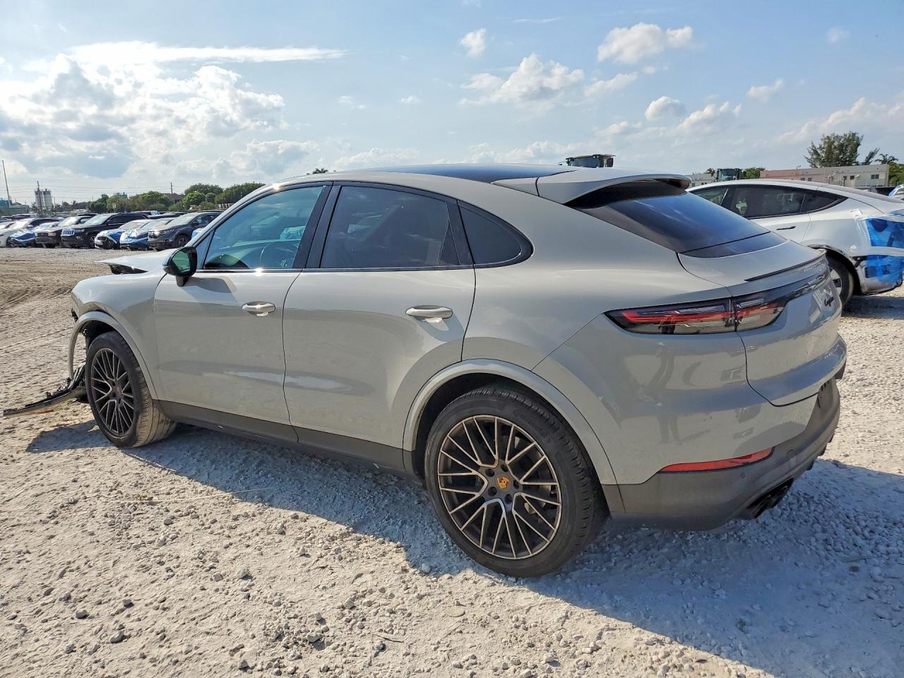 Porsche Cayenne Coupe